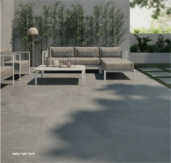 Terrase with Halley 20mm porcelain tiles. Ideal for swimming pools and gardens.